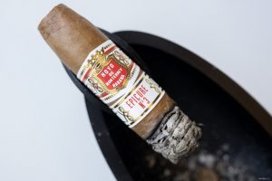 light-bodied Cuban cigar