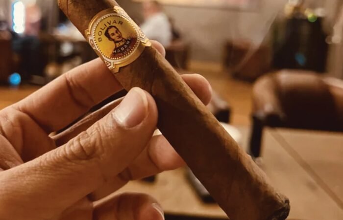 How to enjoy a cigar